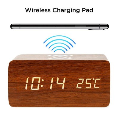 Qi 5/10W Type-C Quick Wireless Charging Wooden Digital Alarm Desk Clocks for Mobile Phone Wireless Charger